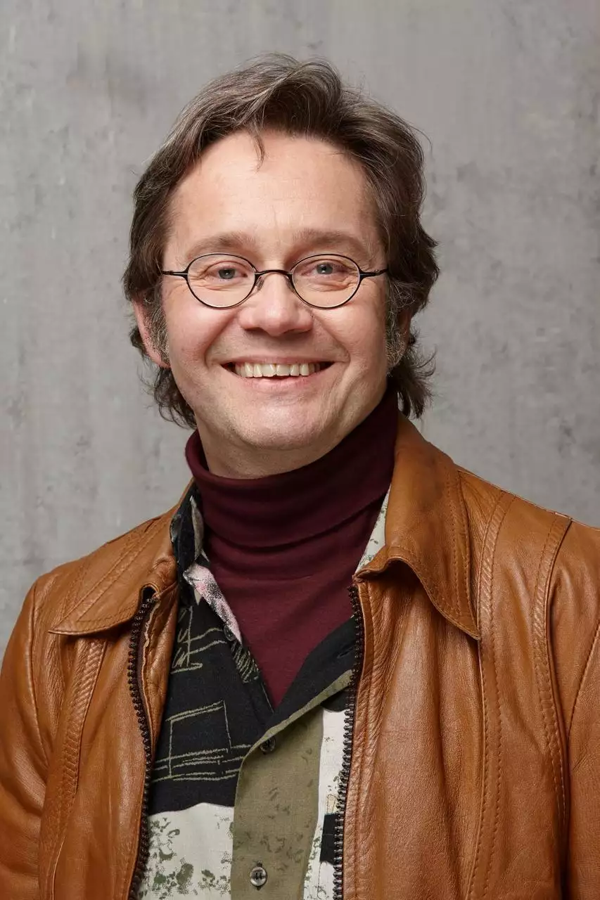 Patrick Haudecoeur : « Trouve toujours une raison de rire; cela n’ajoutera peut-être pas des années à ta vie, mais ajoutera de la vie à tes années. »
