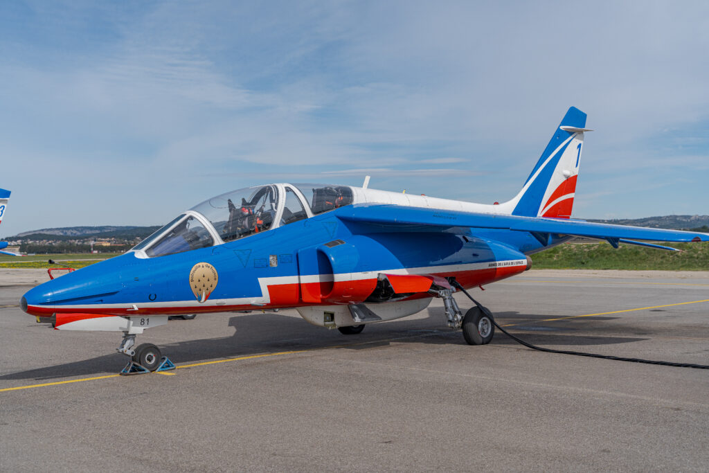 L&rsquo;Alphajet n°81 du leader de la Patrouille de France : « Prenez soin de moi et je vous le rendrai au centuple. »